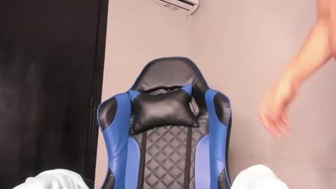 A G A T A  online show from 13, 2, 2026