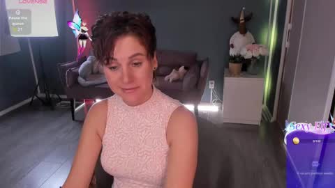 Snapshot of agata_kriste7 chatting on 4, 3, 2025 Agata Kriste online show from 4, 3, 2025