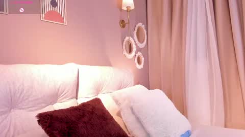 Snapshot of agata_laurent_ chatting on 23, 6, 2026 Agata Lauret online show from 23, 6, 2026