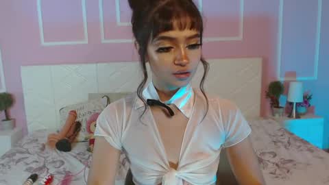 Snapshot of agata_tylor chatting on 5, 10, 2025 AGATA online show from 5, 10, 2025