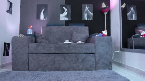 Agata Collinss online show from 10, 12, 2024