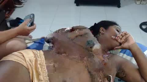 independent model online show from 24, 9, 2025