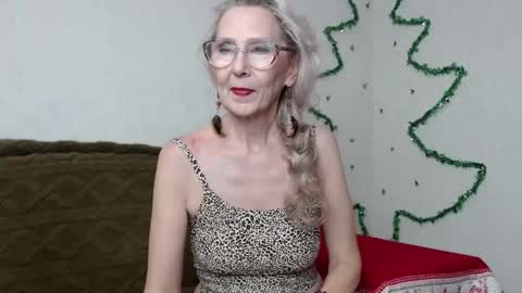 Snapshot of agatha_moore_ chatting on 13, 12, 2024 Agatha online show from 13, 12, 2024
