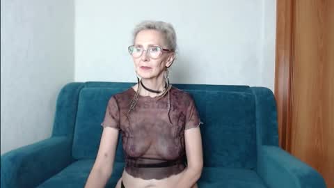 Snapshot of agatha_moore_ chatting on 7, 10, 2025 Agatha online show from 7, 10, 2025