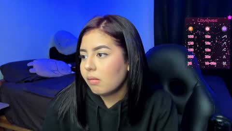 Snapshot of agatha_riccie chatting on 7, 2, 2025 Cat online show from 7, 2, 2025