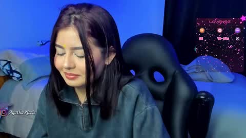 Snapshot of agatha_riccie chatting on 1, 3, 2025 Cat online show from 1, 3, 2025