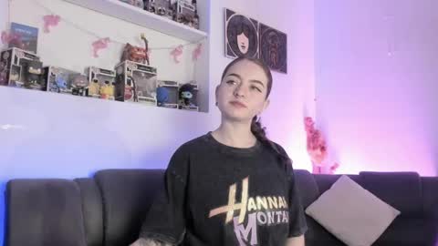Camila     2 online show from 18, 5, 2026