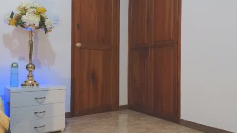 Agathaa white online show from 15, 9, 2025