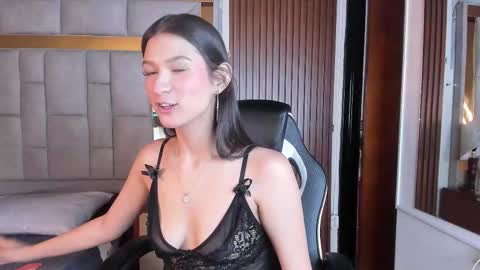 AggathaSanders online show from 13, 1, 2026