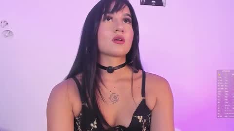 Snapshot of aggie_swett chatting on 25, 11, 2025 Maggie online show from 25, 11, 2025