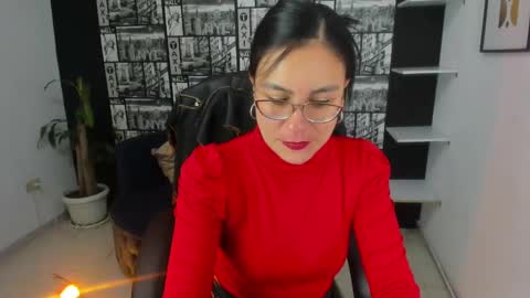 Snapshot of aghata_moon chatting on 30, 1, 2025 Aghata Moon online show from 30, 1, 2025