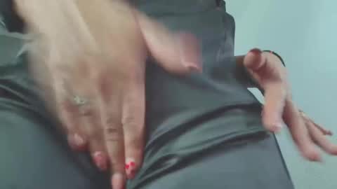 Snapshot of aghata_moon chatting on 15, 2, 2025 Aghata Moon online show from 15, 2, 2025