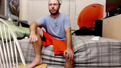 agobber online show from 12, 7, 2026