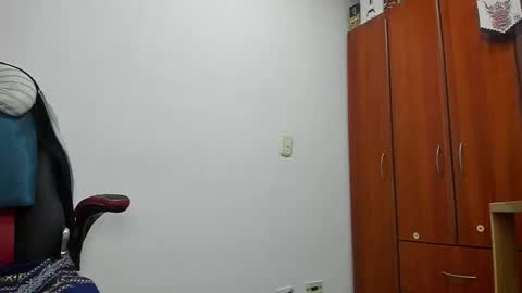 Snapshot of aguslover chatting on 26, 11, 2025 Agustin online show from 26, 11, 2025