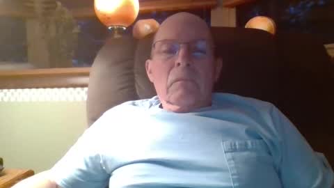 aguynrkfrd online show from 9, 11, 2025