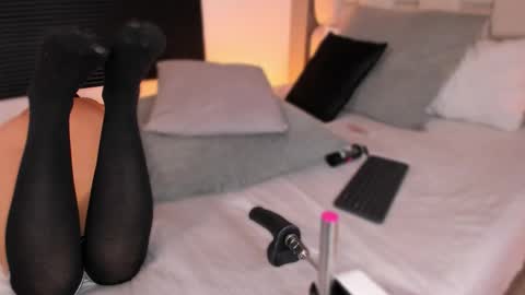 Ahmara  online show from 27, 3, 2026