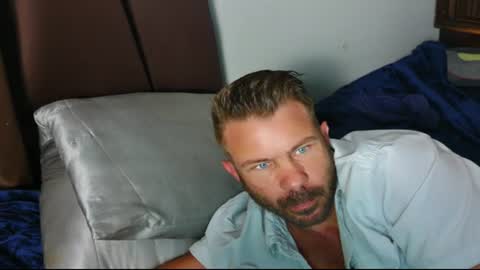 Snapshot of ahardman10 chatting on 8, 7, 2026 Blue Eyed Handsome Man online show from 8, 7, 2026
