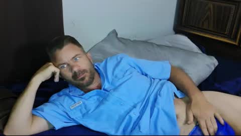 Snapshot of ahardman10 chatting on 13, 7, 2026 Blue Eyed Handsome Man online show from 13, 7, 2026
