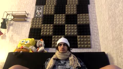 Snapshot of ahbehbi12 chatting on 6, 12, 2024 ahbehbi12 online show from 6, 12, 2024