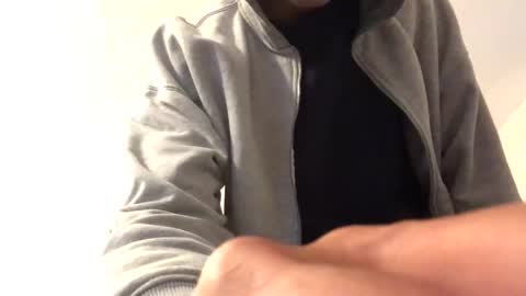 Snapshot of ahbehbi12 chatting on 11, 9, 2025 ahbehbi12 online show from 11, 9, 2025