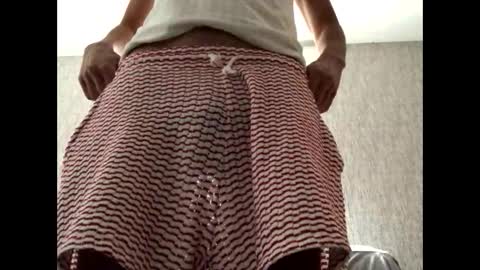 Snapshot of ahbehbi12 chatting on 12, 10, 2025 ahbehbi12 online show from 12, 10, 2025