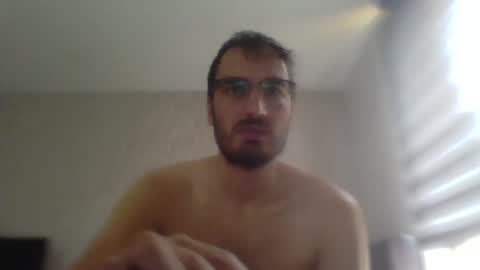 Snapshot of ahbehbi12 chatting on 19, 10, 2025 ahbehbi12 online show from 19, 10, 2025