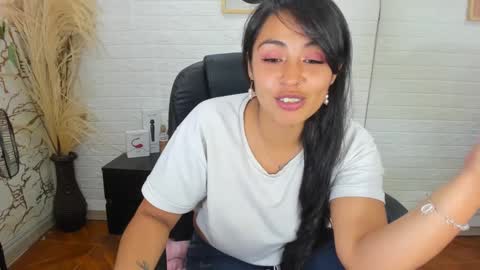 Ahisha online show from 13, 2, 2025