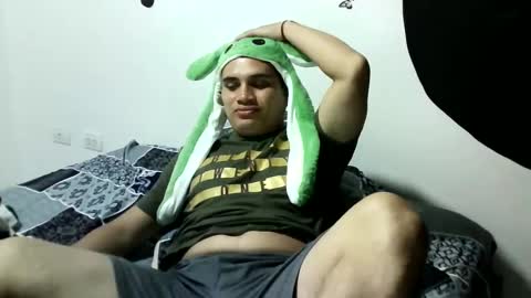 Snapshot of ahntony__69 chatting on 19, 1, 2025 ahntony 69 online show from 19, 1, 2025