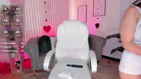 AIDA ADAMS online show from 15, 2, 2025