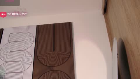 Aida  online show from 5, 2, 2026