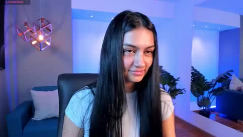 aidajoness online show from 2, 12, 2025