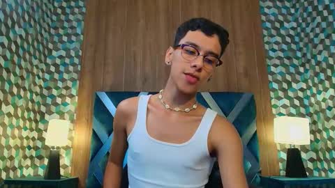 Snapshot of aiden_royce chatting on 20, 9, 2025 aiden_royce online show from 20, 9, 2025