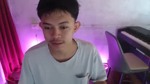 Snapshot of aidencummerx chatting on 1, 10, 2025 Den online show from 1, 10, 2025