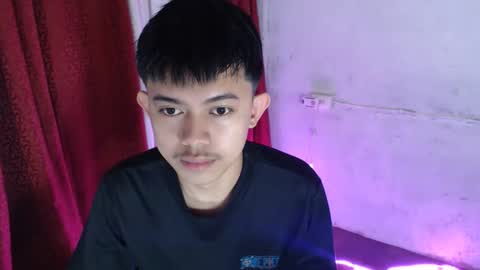 Snapshot of aidencummerx chatting on 2, 10, 2025 Den online show from 2, 10, 2025