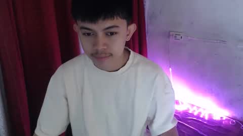 Snapshot of aidencummerx chatting on 9, 10, 2025 Den online show from 9, 10, 2025