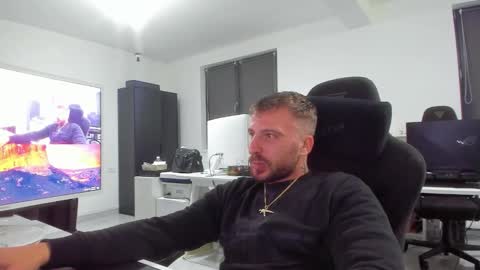 Snapshot of aidenmatthew chatting on 30, 9, 2025 Aiden online show from 30, 9, 2025