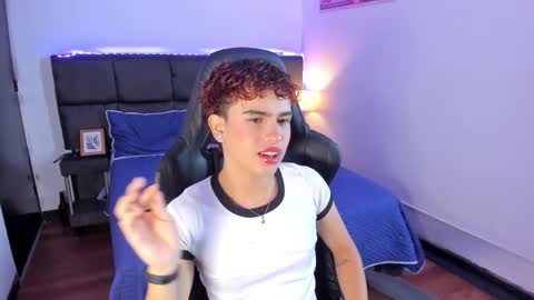 Aiden  online show from 29, 11, 2025