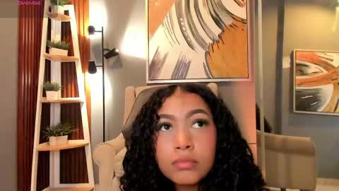 Snapshot of ailann_ chatting on 21, 4, 2026 Alisson online show from 21, 4, 2026