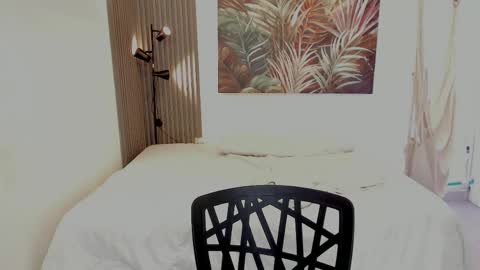 Snapshot of ailann_ chatting on 25, 5, 2026 Alisson online show from 25, 5, 2026
