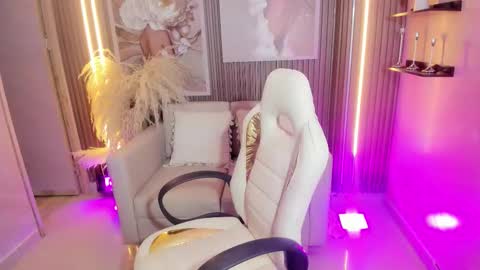   online show from 10, 1, 2026