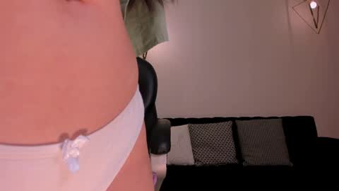 Snapshot of aileenvega chatting on 31, 12, 2024 AILEEN VEGA online show from 31, 12, 2024