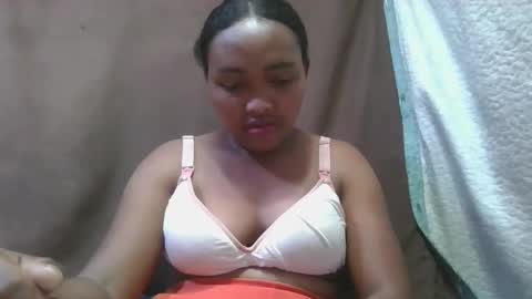Snapshot of aimealdy chatting on 4, 10, 2025 aimealdy online show from 4, 10, 2025