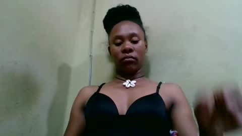 aimee982179 online show from 19, 4, 2026