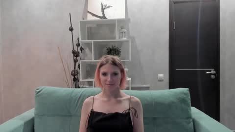 Snapshot of aina_faina chatting on 30, 12, 2024 Aina online show from 30, 12, 2024