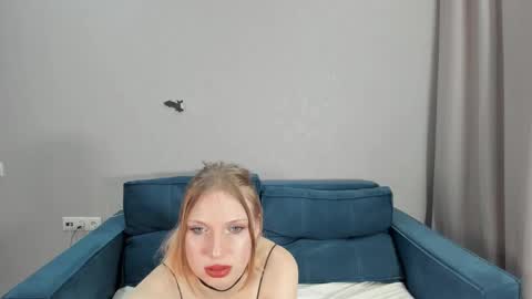 Snapshot of aina_faina chatting on 29, 1, 2025 Aina online show from 29, 1, 2025