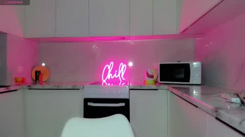 Aira online show from 3, 12, 2024