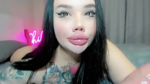 Aira online show from 22, 4, 2026