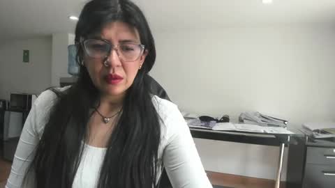 Snapshot of aisha_latina chatting on 8, 5, 2026 Katie online show from 8, 5, 2026