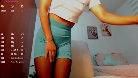 Snapshot of aitanaa1_ chatting on 22, 2, 2025 Aitana online show from 22, 2, 2025