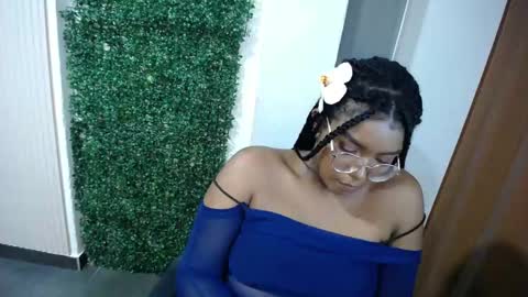 Snapshot of aitanav chatting on 8, 6, 2026 Aitana online show from 8, 6, 2026